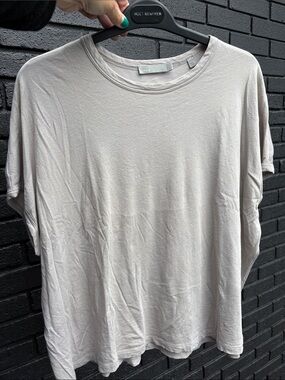 VINCE cotton ribbed T-shirt size L 
NEW original price $399